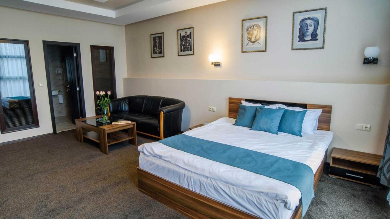 Park-Hotel Ямбол Екстериор снимка