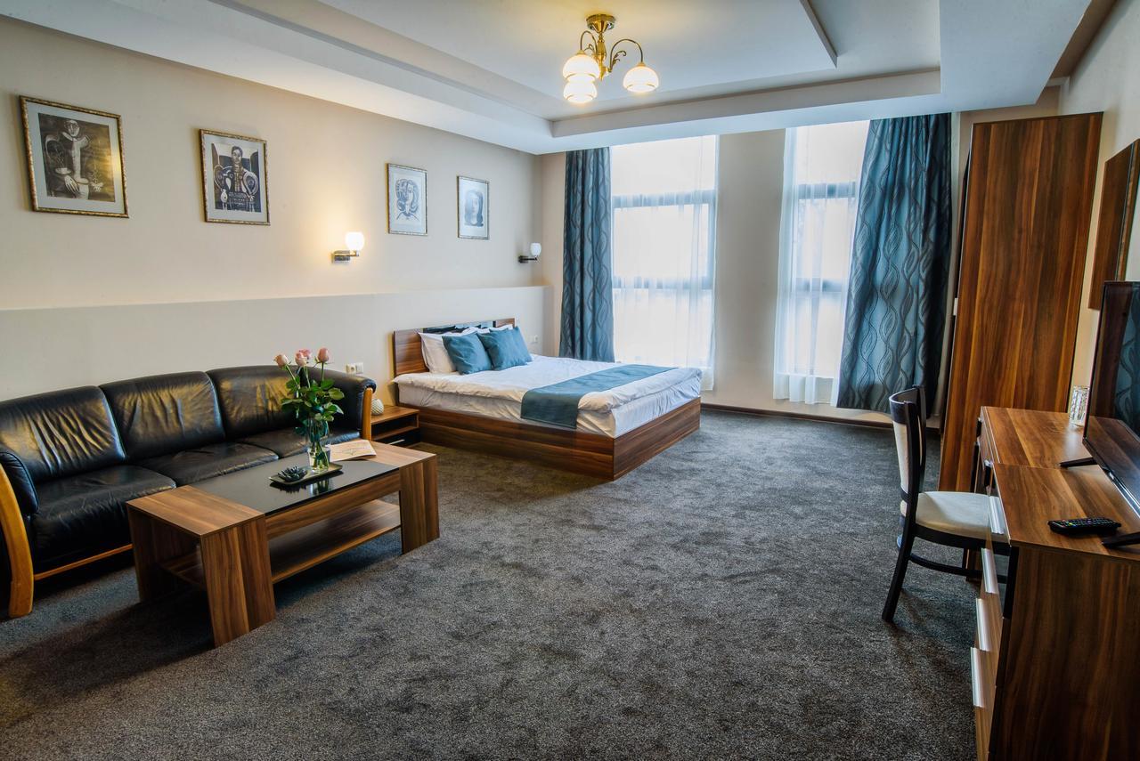 Park-Hotel Ямбол Екстериор снимка